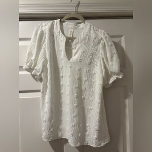 Elegant White Textured Women's Top